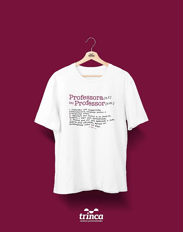 Camiseta Universitária - Tá no Dicionário - Pedagogia - Basic