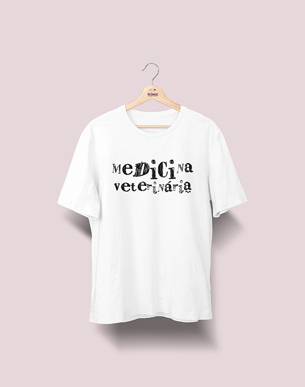 Camiseta Universitária - Medicina Veterinária - Nanquim - Basic