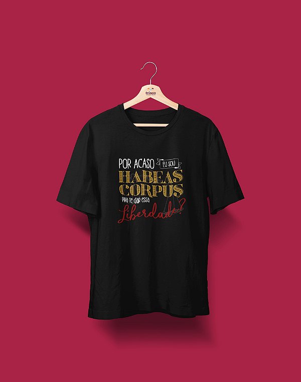 Camiseta Universitária - Direito - Habeas Corpus - Basic