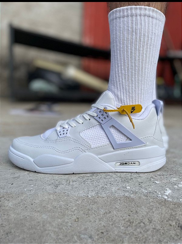 TÊNIS NIKE AIR JORDAN 4 BRANCO