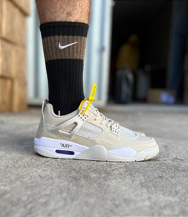 TÊNIS NIKE AIR JORDAN 4 BEGE