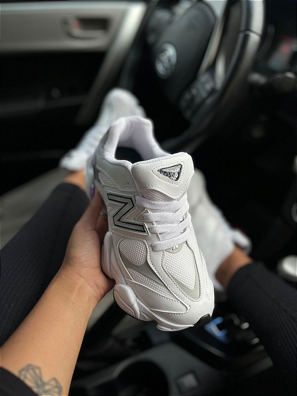 New Balance 9060 Feminino