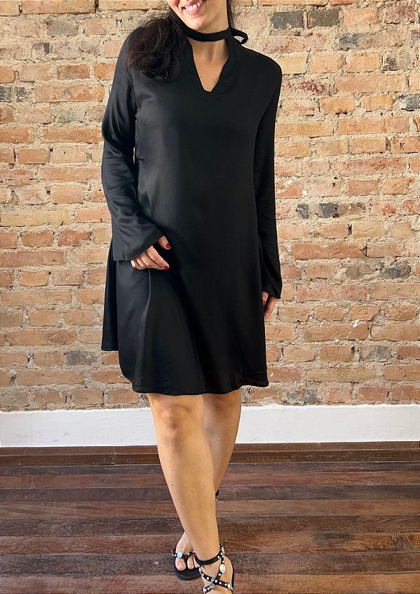 Vestido Crepe Curto com Recorte Samara @usemika Feminino