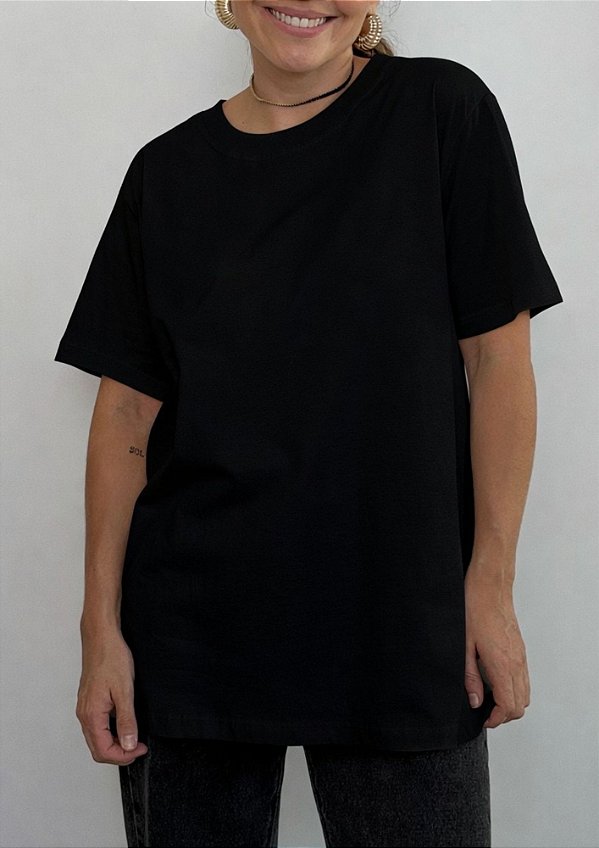 Tshirt Básica Oversized Lídia @usemika Feminino