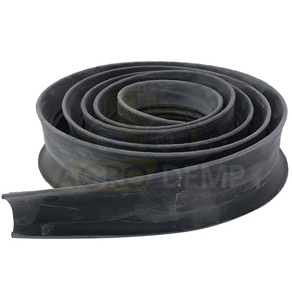 MOLDURA DE BORRACHA DA GRADE LATARIA FRONTAL DO RADIADOR - MASSEY FERGUSON 235 / 250 / 265 / 275 / 290 / 292 / 295 / 296 - 2802221