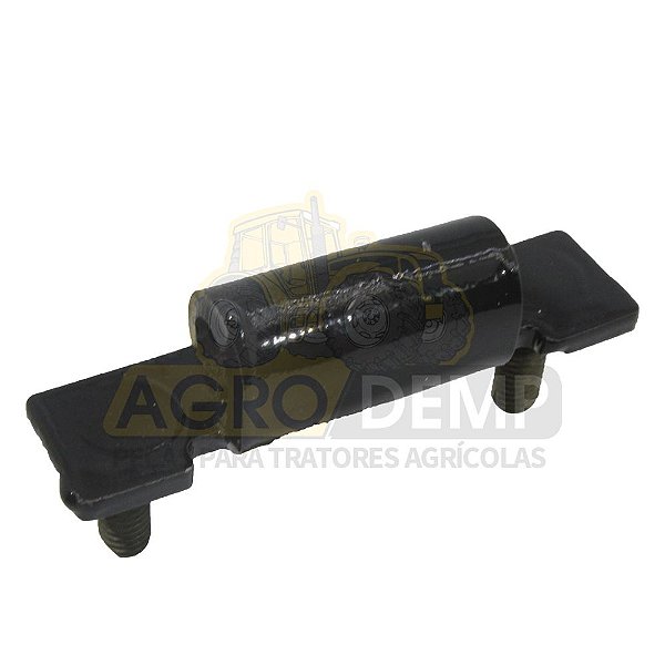 DOBRADIÇA INTERIOR (CNH) NEW HOLLAND TL60E / TL70 / TL75E / TL80 / TL85E / TL90 / TL95E - TL100 / TM135 / TM150 / TM165 - TM7010 / TM7020 / TM7030 / TM7040 - 82018444
