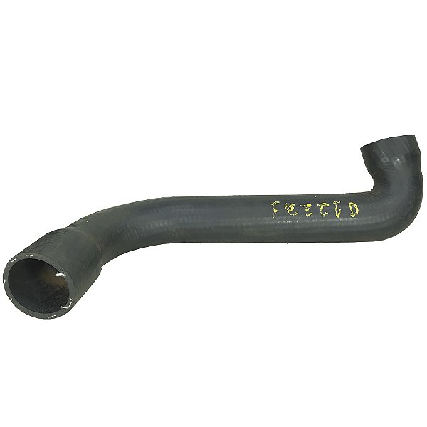 MANGUEIRA INFERIOR DO RADIADOR VALTRA BH145 / BH165 / BH180 G2 / BH185 / BH205 - 83670000