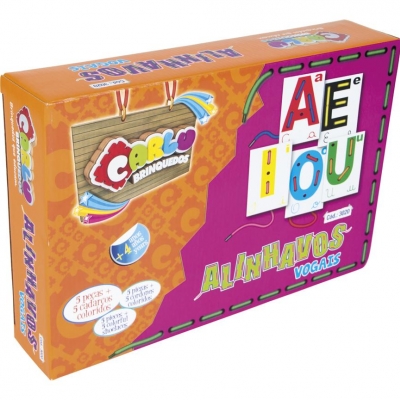 Jogo Alinhavo Vogais com 5 peças de Madeira Carlu Brinquedos Ref: 3020
