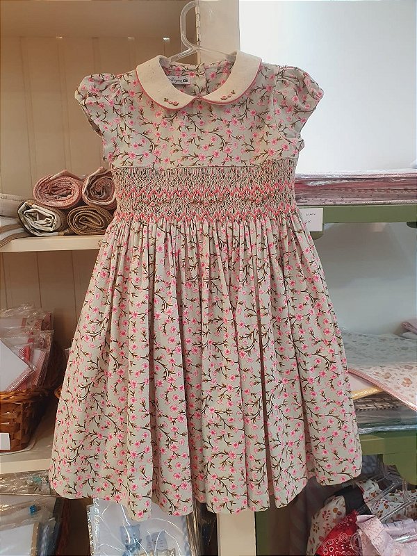 Vestido casinha de abelha floral verde e rosa