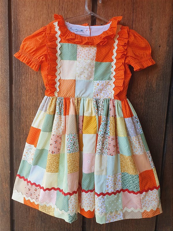 Vestido festa junina saia patchwork laranja
