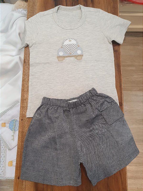 Conjunto camiseta e bermuda fusca