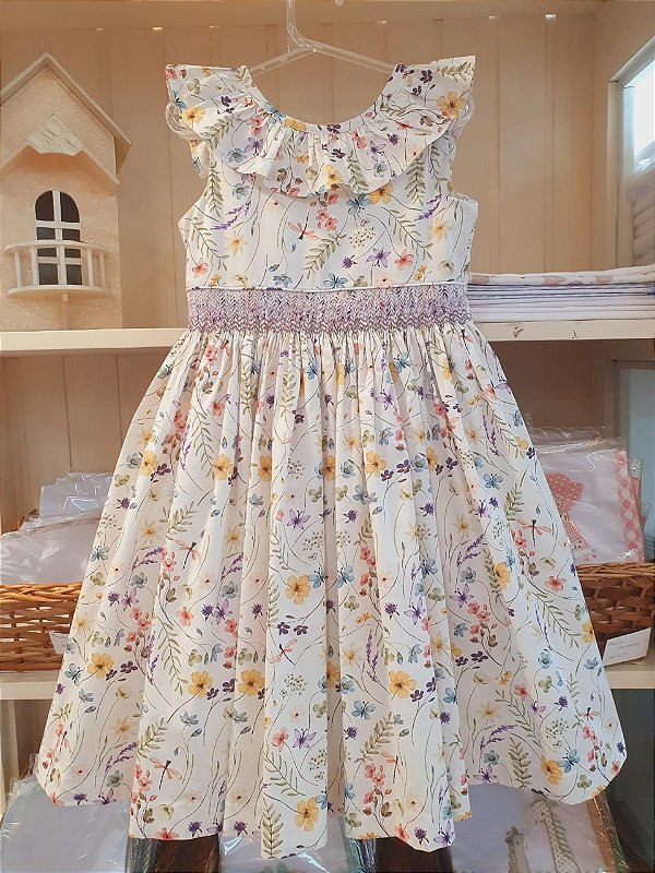 Vestido casinha de abelha babado floral 25