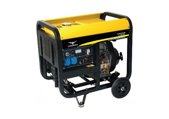 Gerador à Diesel Mod.Cfed8500xe3 Trifásico 8,0 kVA com Partida Elétrica