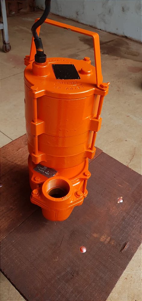 BOMBA SUBMERSIVEL STARMAC MOD. RB 400T 1CV IP68 TRIFASICO