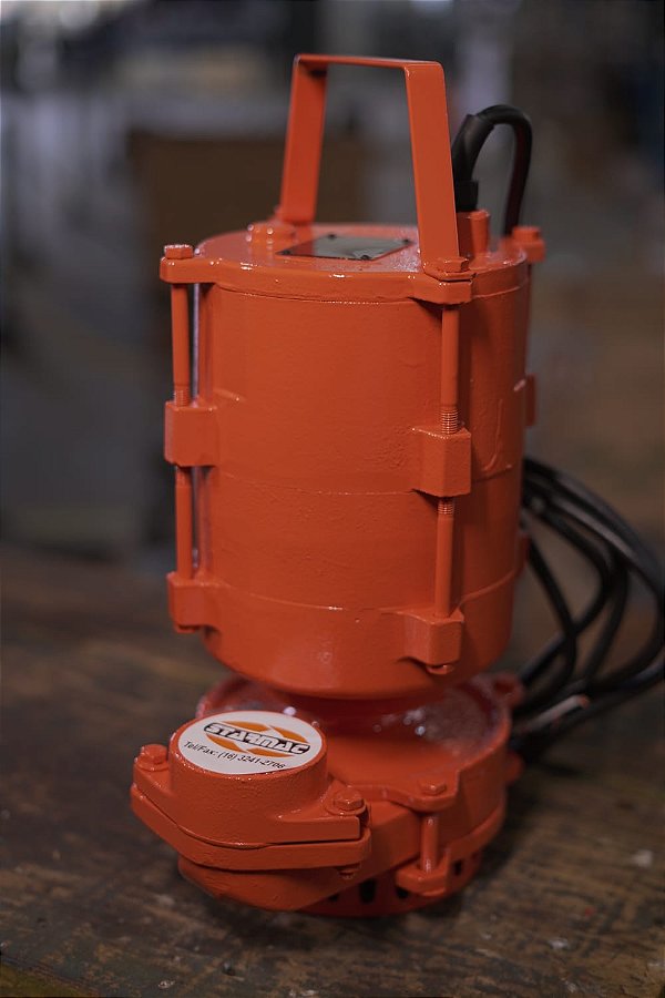 BOMBA SUBMERSIVEL STARMAC US 300 DE 0,5CV TRIFASICO
