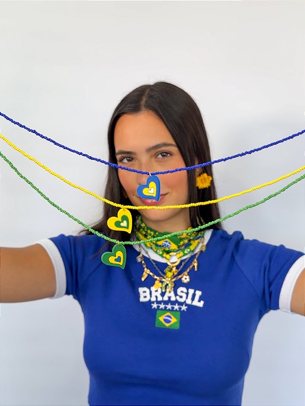 Colar Triplo Brasil Corações