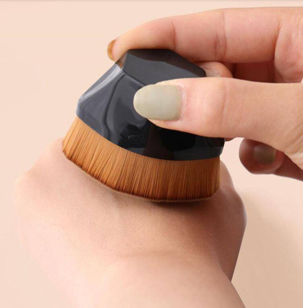 PINCEL MAGICO OVAL PARA BASE