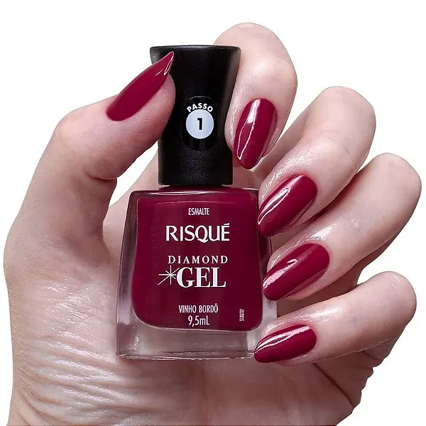 ESMALTE RISQUE EFEITO GEL VINHO BORDO