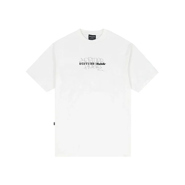 Camiseta Disturb x Hubik Tee in Off White