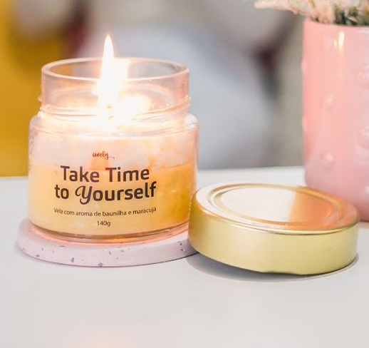 Vela "Take Time to Yourself" Maracujá