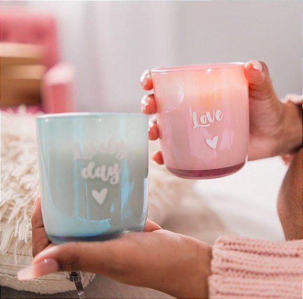 Vela Luxo Lovely Day (Aroma de framboesa e Marshmallow)