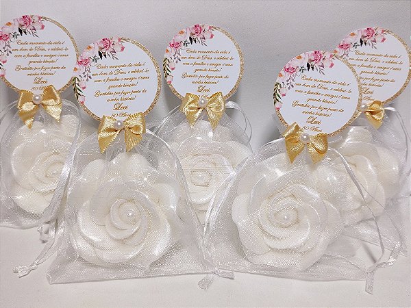 Lembrancinha de Aniversário 80 Anos: Sabonete Rosa Delicada
