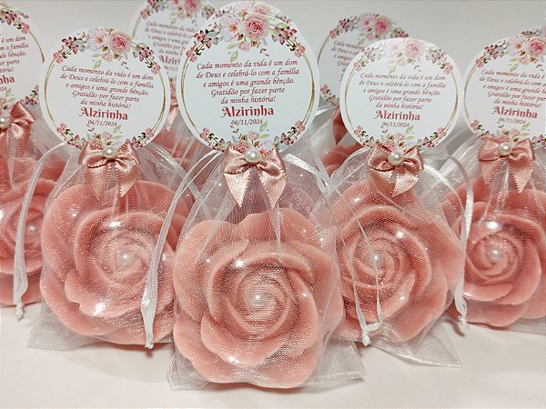 Lembrancinha de Aniversário 80 Anos: Sabonete Rosa Elegance