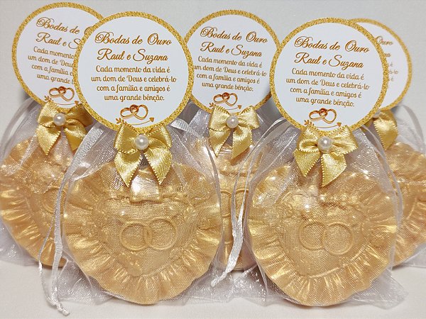 Lembrancinha Bodas de Ouro: Sabonete Coração Alianças