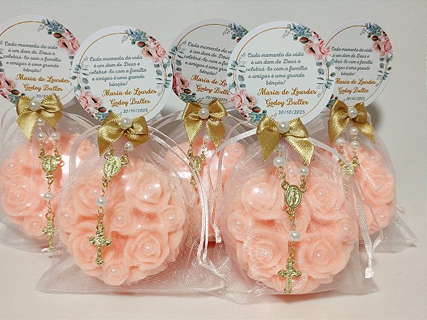 Lembrancinha 90 Anos: Sabonete Provence Rosas com Mini Terço