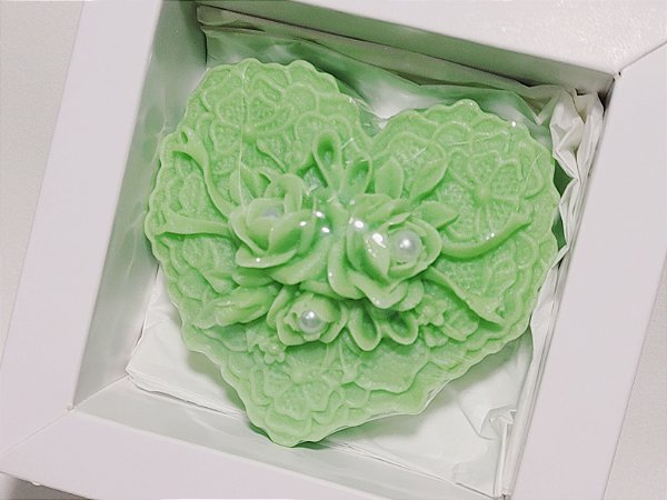 Lembrancinha Bodas de Esmeralda: Sabonete Coração Renda Flores na Caixinha