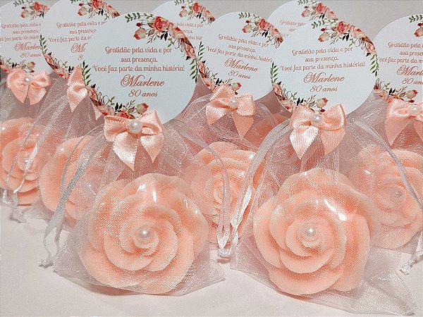 Lembrancinha de Aniversário 80 Anos: Sabonete Rosa Luxo