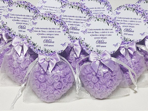 Lembrancinha de Aniversário 100 Anos: Sabonete Coração Floral