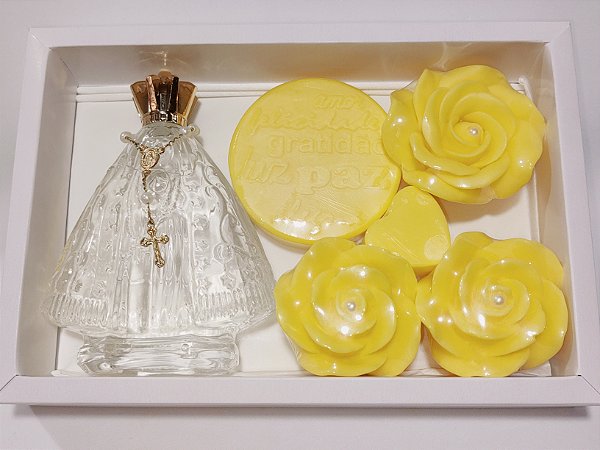 Kit Presente de Aniversário Tema Católico: Aromatizador Nossa Senhora