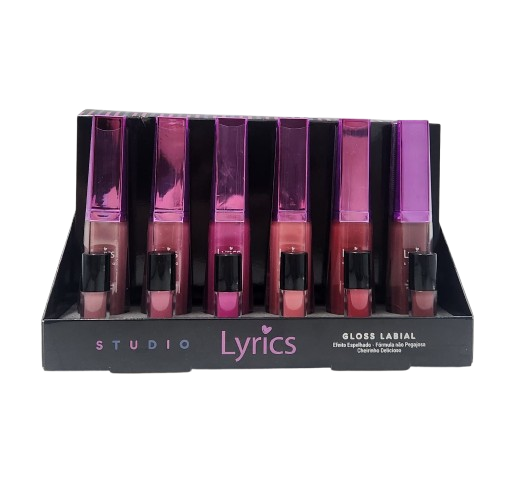 GLOSS LABIAL STUDIO / LYRICS