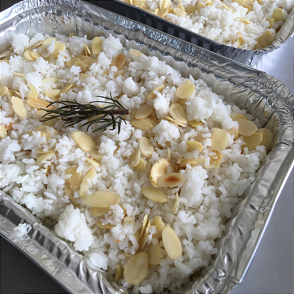 Porção de Arroz com Amêndoas (500 g cada)