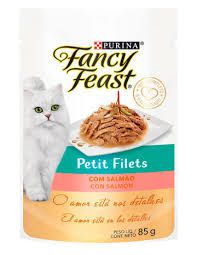 Racão Úmida Fancy Feast Sachê Petit Filets com Salmão para Gatos Adultos 85gr