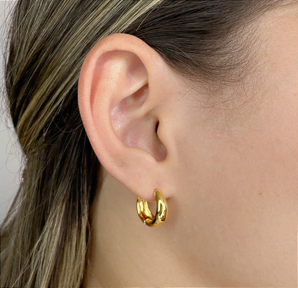 Brinco Argola Lisa Grande Larga Banhado em Ouro 18k