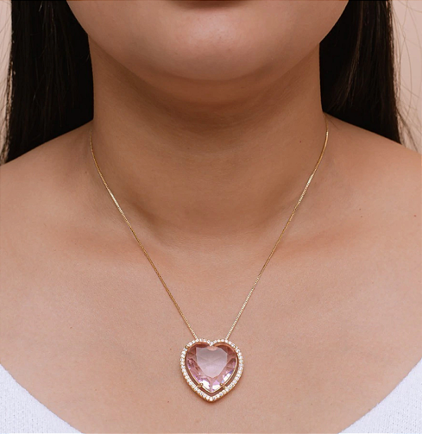 Colar Coração Rosa Grande Borda Cravejada Banhado em Ouro 18k