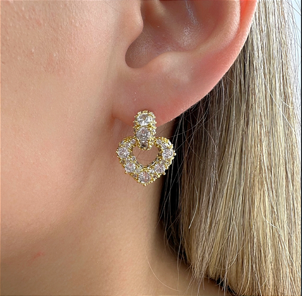 Brinco Argola Pingente Coração Cravejado Zircônias Banhado em Ouro 18k