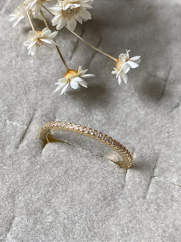 Anel Aparador com Micro Zircônias