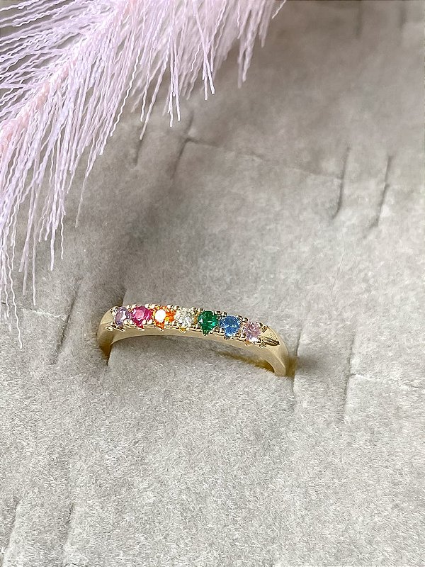 Anel Aparador com Detalhe Lateral com Zircônias Coloridas Banhado a Ouro