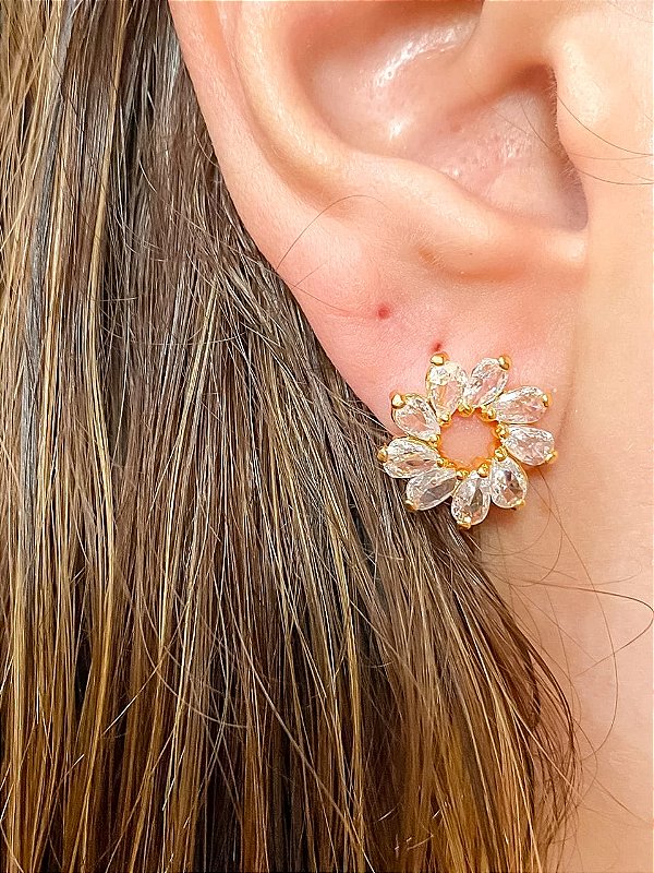 Brinco Flor de Zircônias