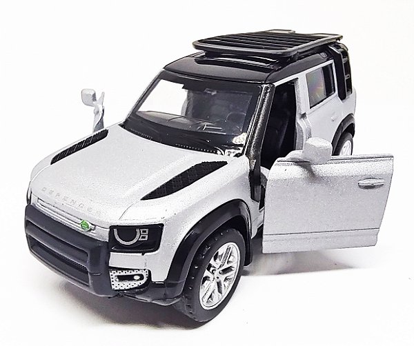 Land Rover Defender 110 Prata - Escala 1/43 11 CM