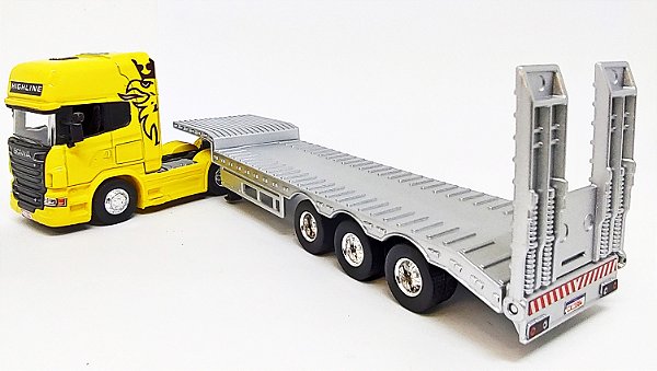 Miniatura Scania Highline Amarelo + Carreta Prancha 1/64