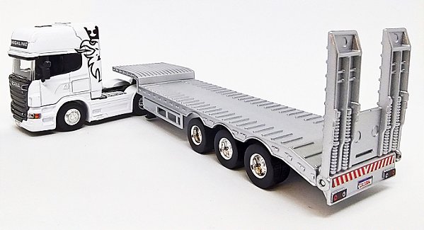 Miniatura Scania Highline Branca + Carreta Prancha 1/64