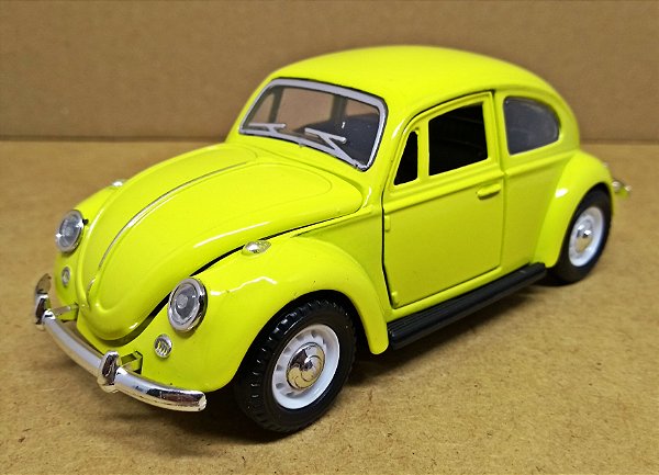 Volkswagen Fusca Amarelo - Escala 1/32 - 13 CM
