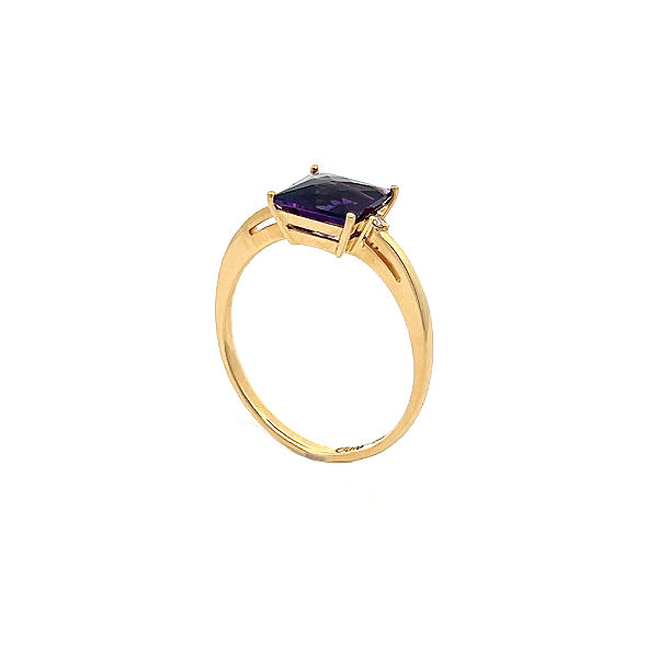 Anel de Ametista e Ouro Amarelo 18k (A14084)