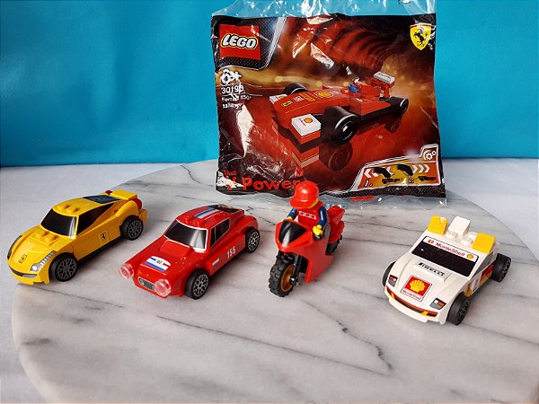 Lego , carros com tração, shell V- power, 1 lacrado, 2 montados completos, 1 incompleto, moto e motoqueiro