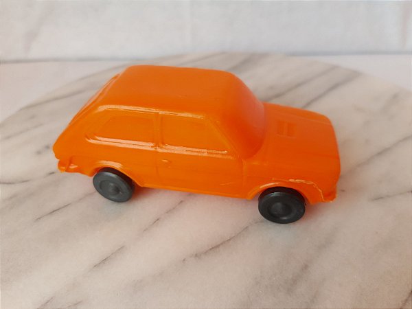Carro de plástico soprado Fiat 127 , vermelho, 12 cm