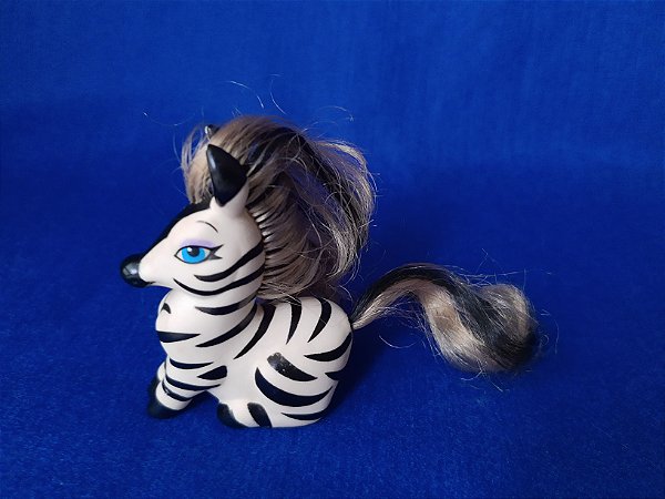 Miniatura de borracha Disney pretty zebra da coleção jungle friend babies do Rei Leão